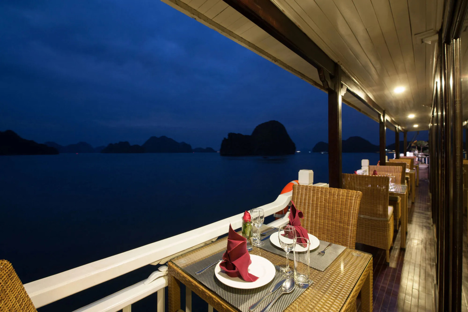 Halong Aclass Stellar Cruise