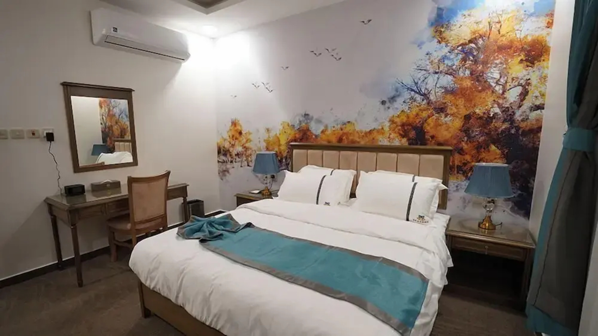 Seasons hotel suites