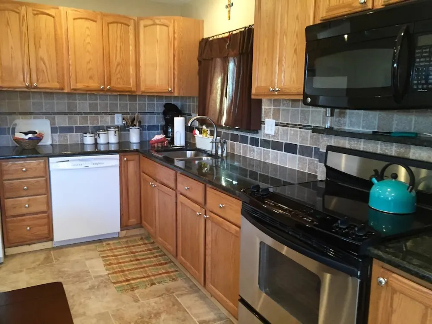 Gantt s Corner 3 Bedroom Holiday Home By Pinon Vacation Rentals