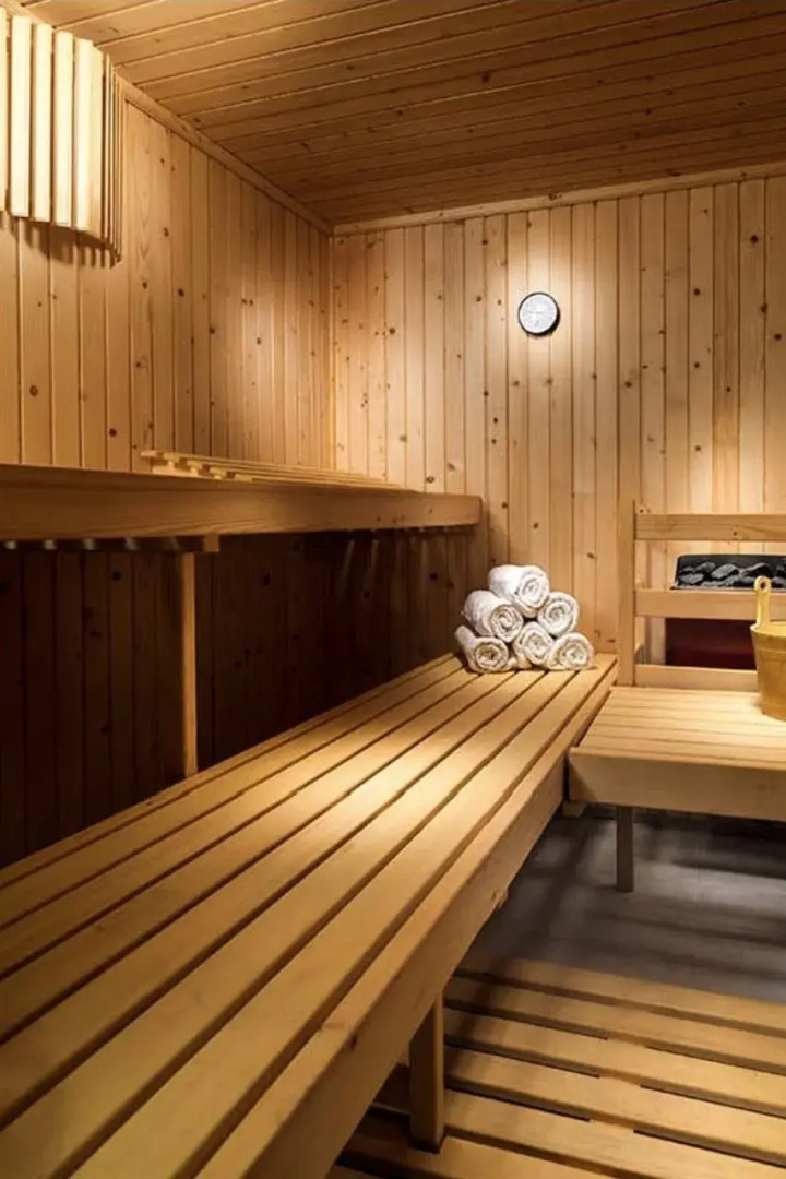 Paradise Court Aparthotel