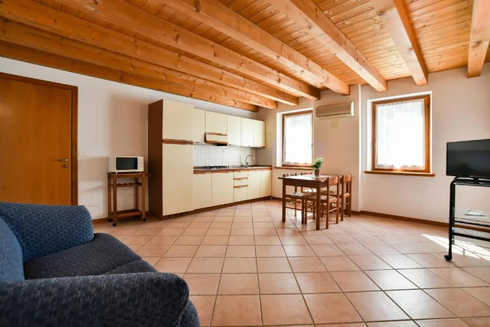 Apartment Colombare Teboi