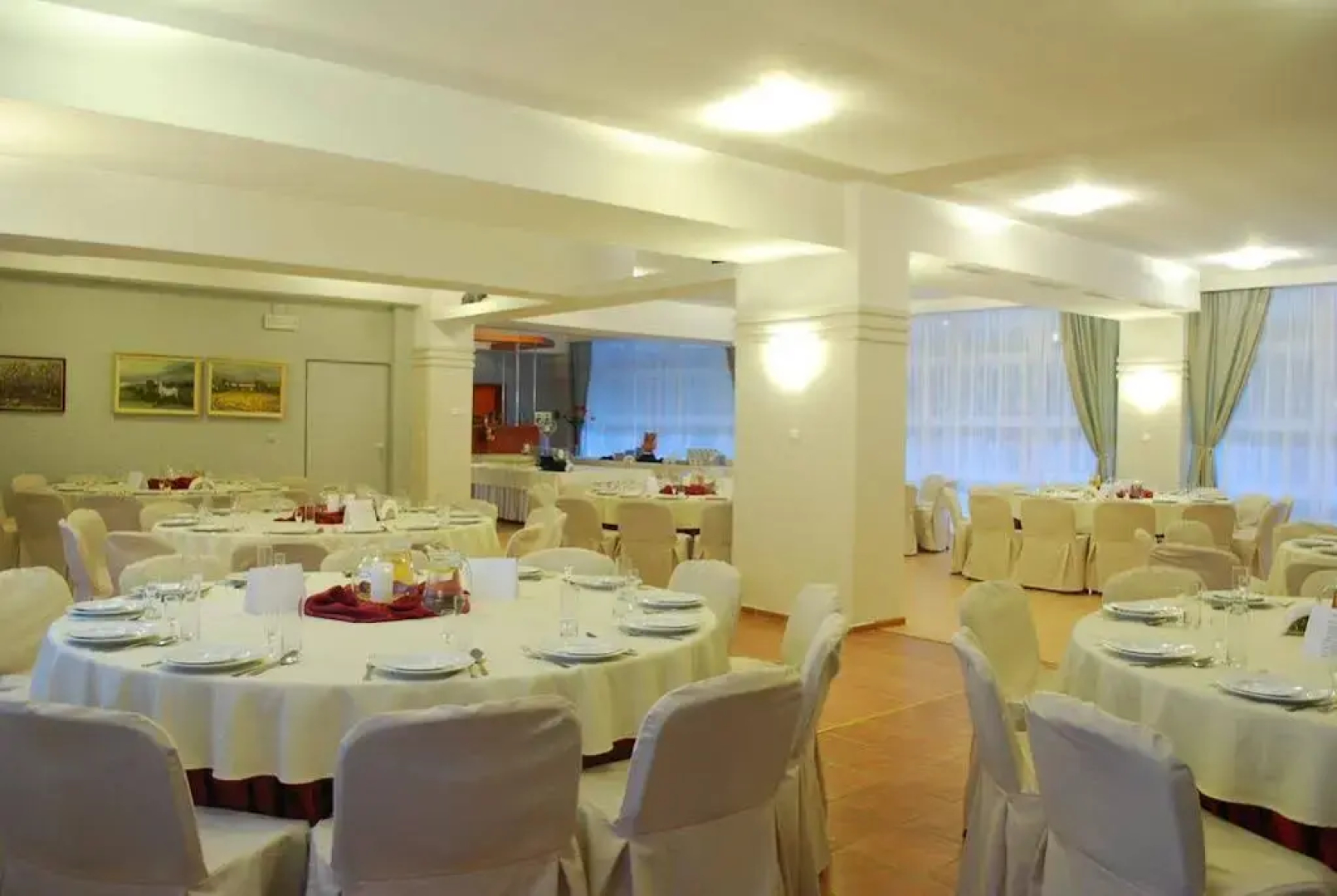 Hotel Akor