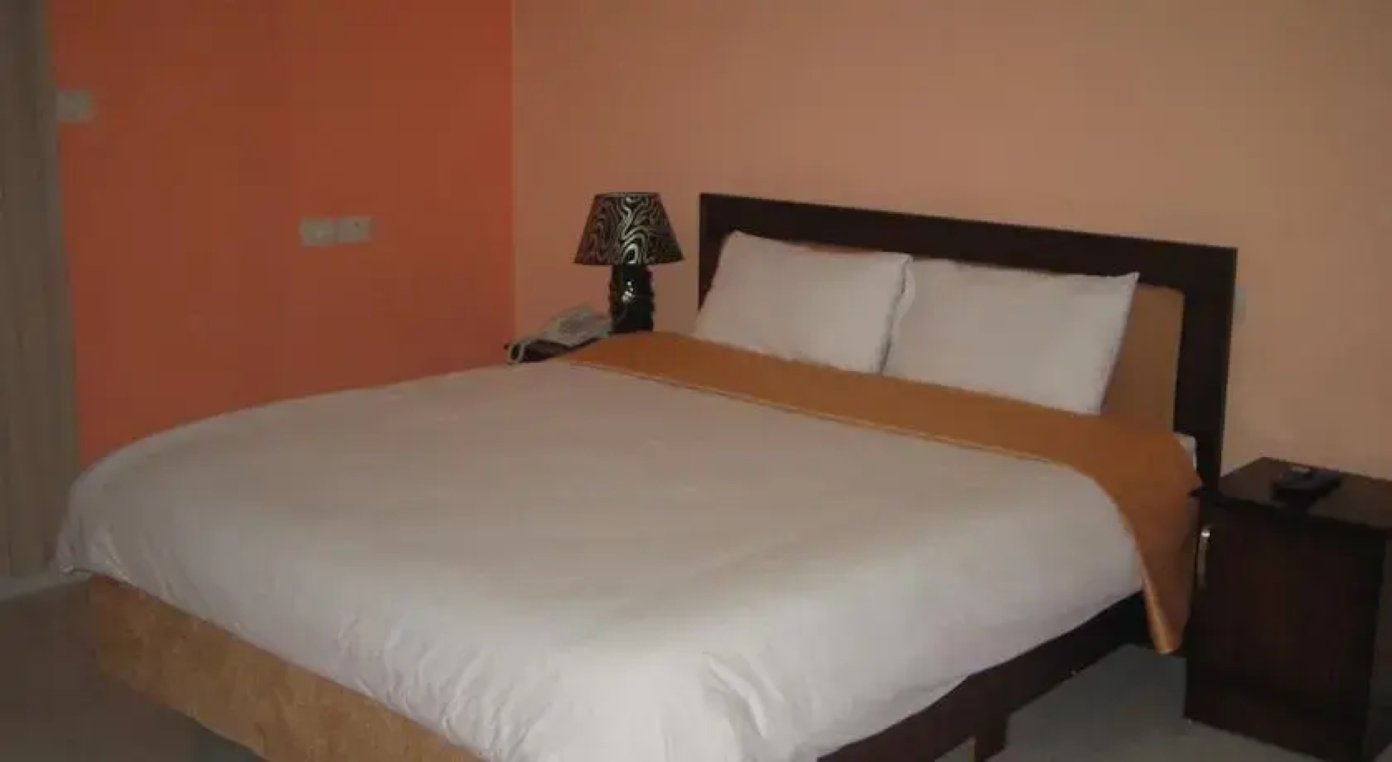Garden Suites & Restaurant