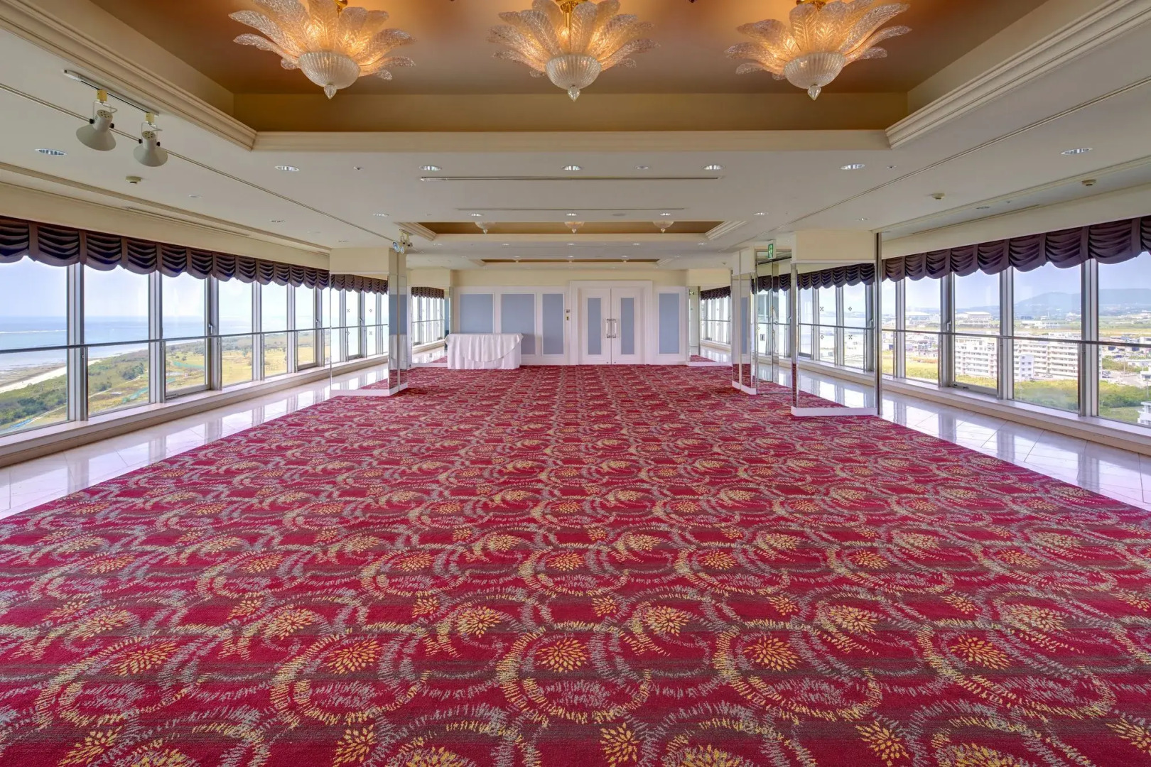 Отель ANA InterContinental Ishigaki Resort, an IHG Hotel