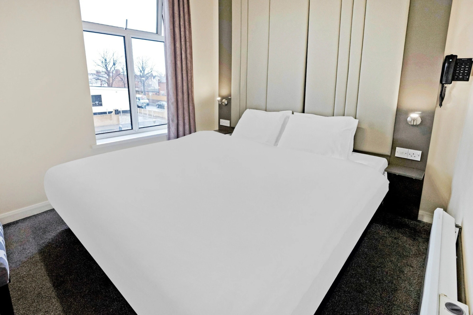 OYO The Baltimore Hotel