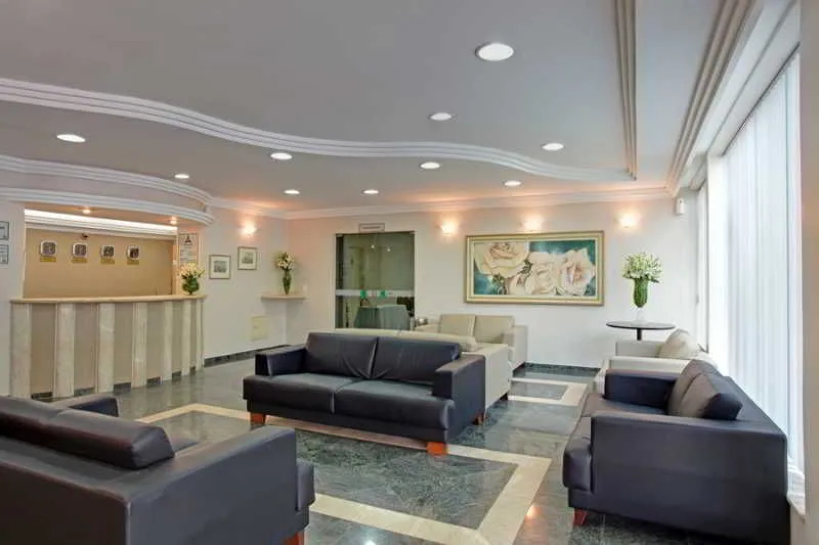 Ramada Hotel & Suites Americana (Antigo Hotel Flor