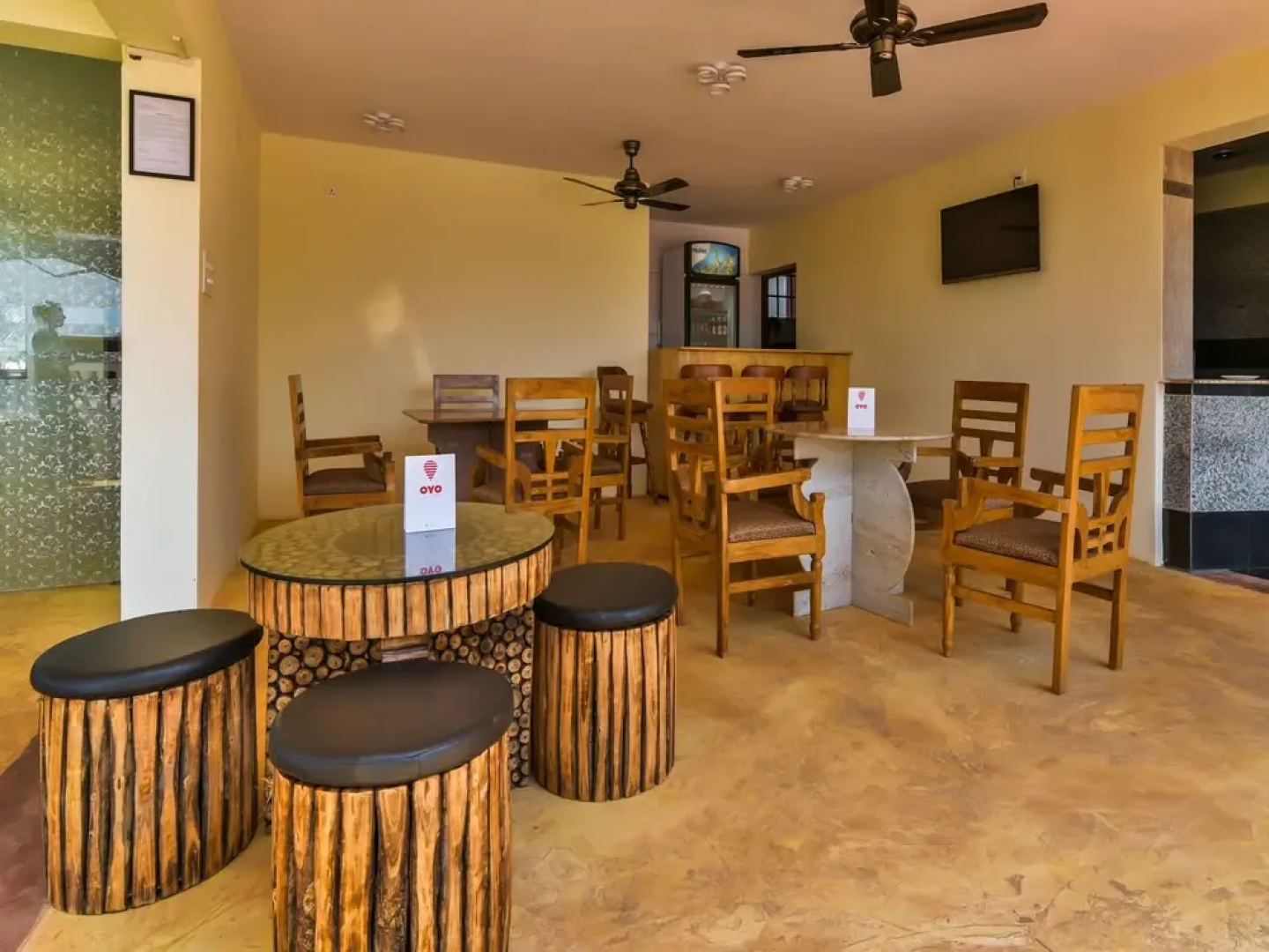 Capital O 12343 Aarya Boulevard