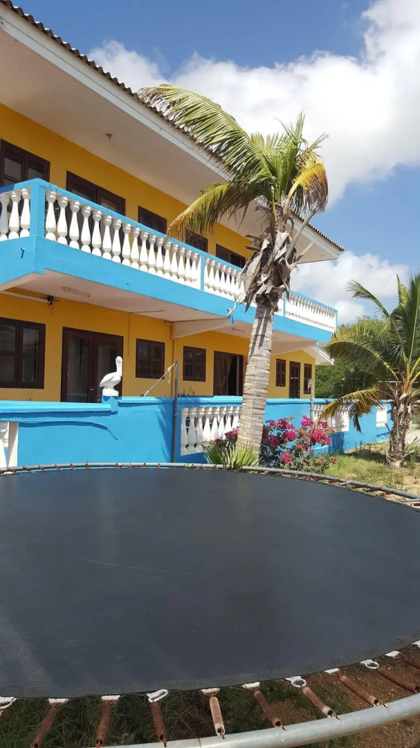 Sea Horizon Apartments (across from Mambo Beach)
