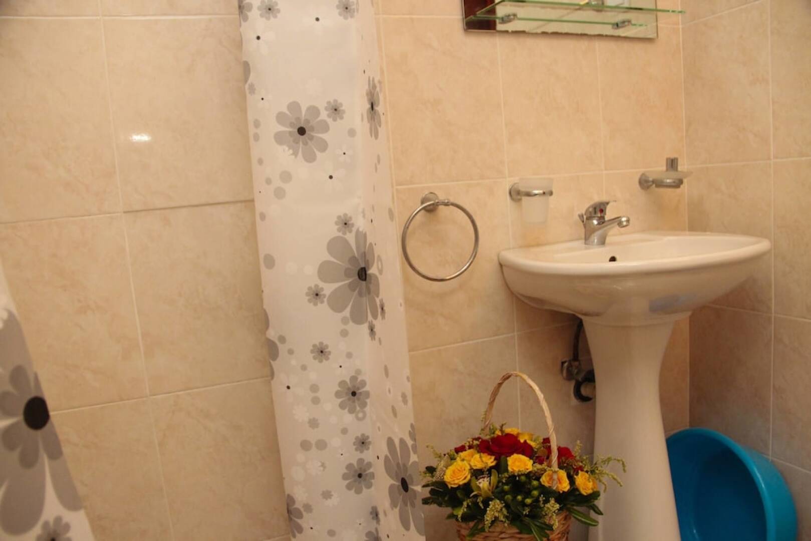 Green Flowers Guesthouse