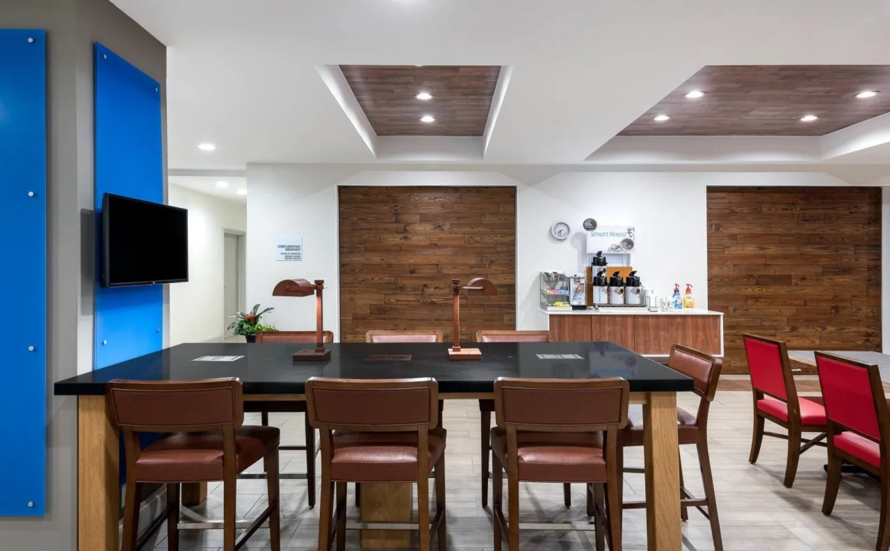 Holiday Inn Express & Suites Florence I-95 & I-20 Civic Ctr by IHG