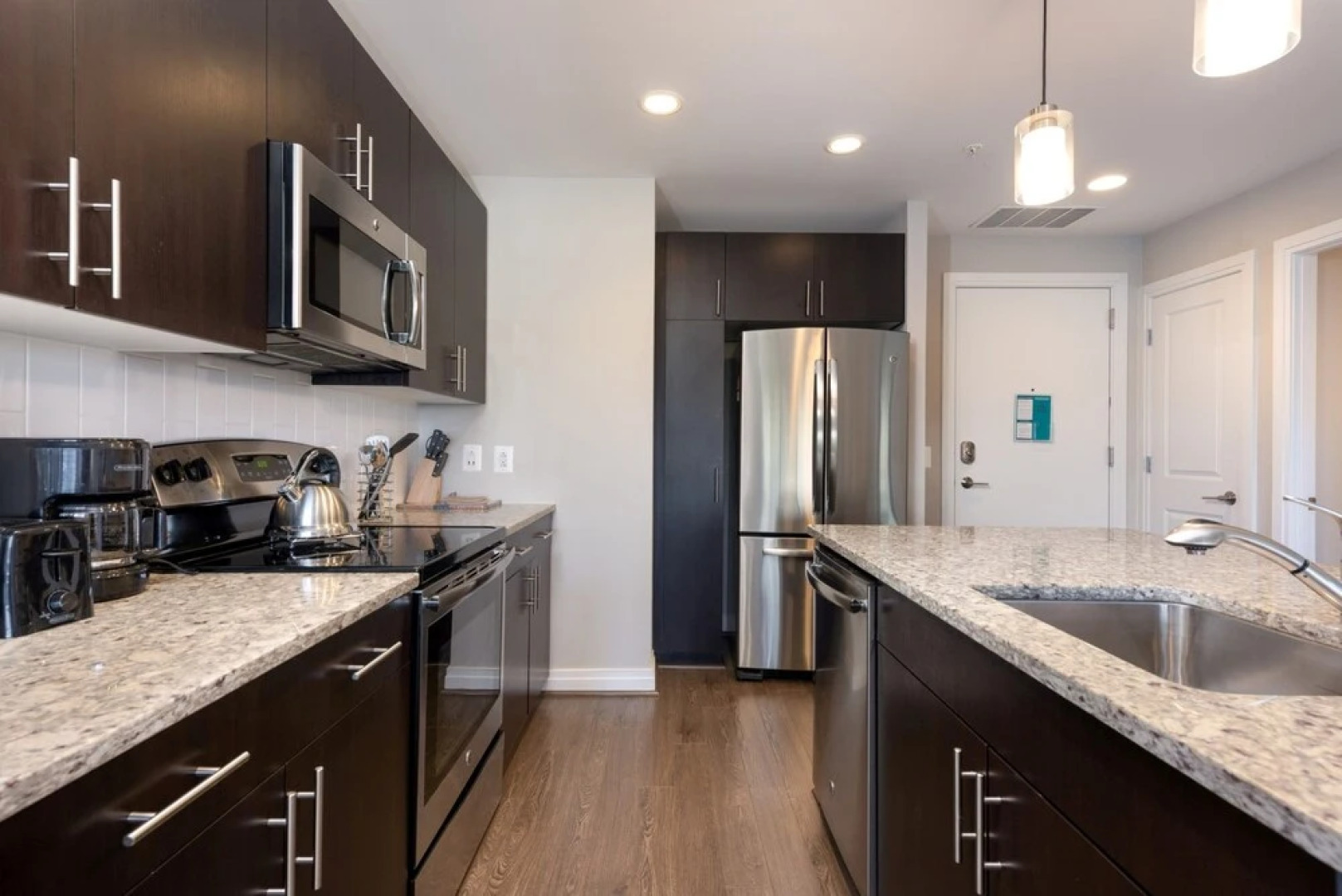 Global Luxury Suites at Hidden Creek