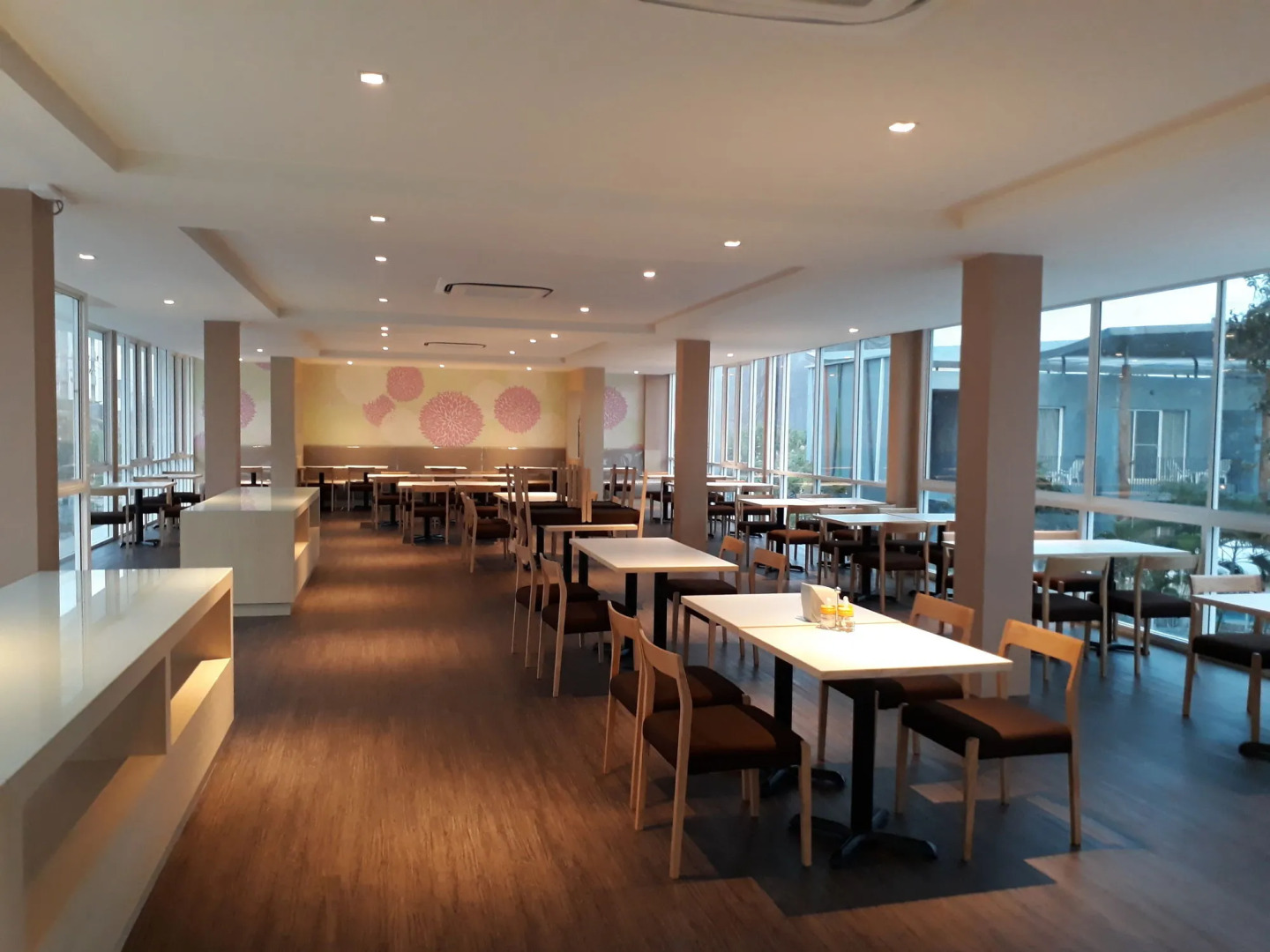 Paeva Luxury Serviced Residence