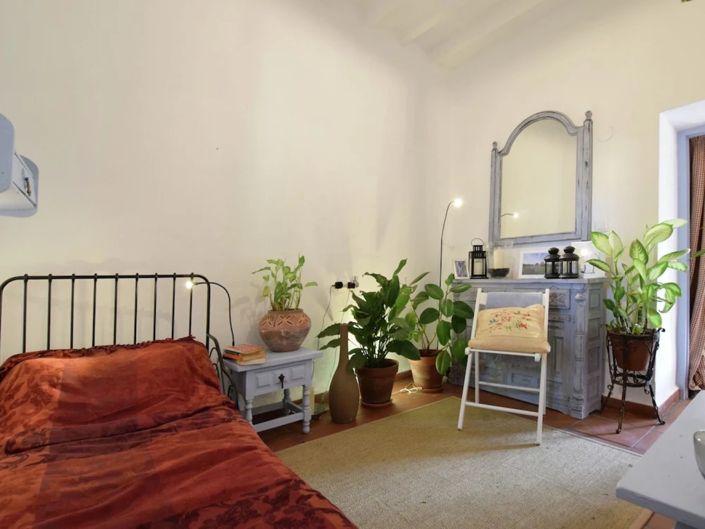 Cozy Cottage in Arroyo Coche near Casabermeja