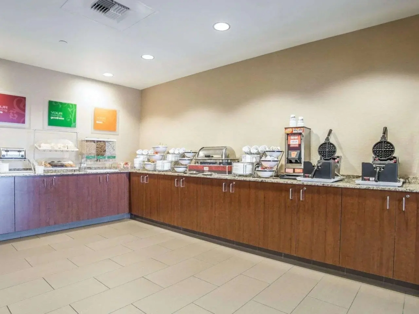 Comfort Suites Airport - University