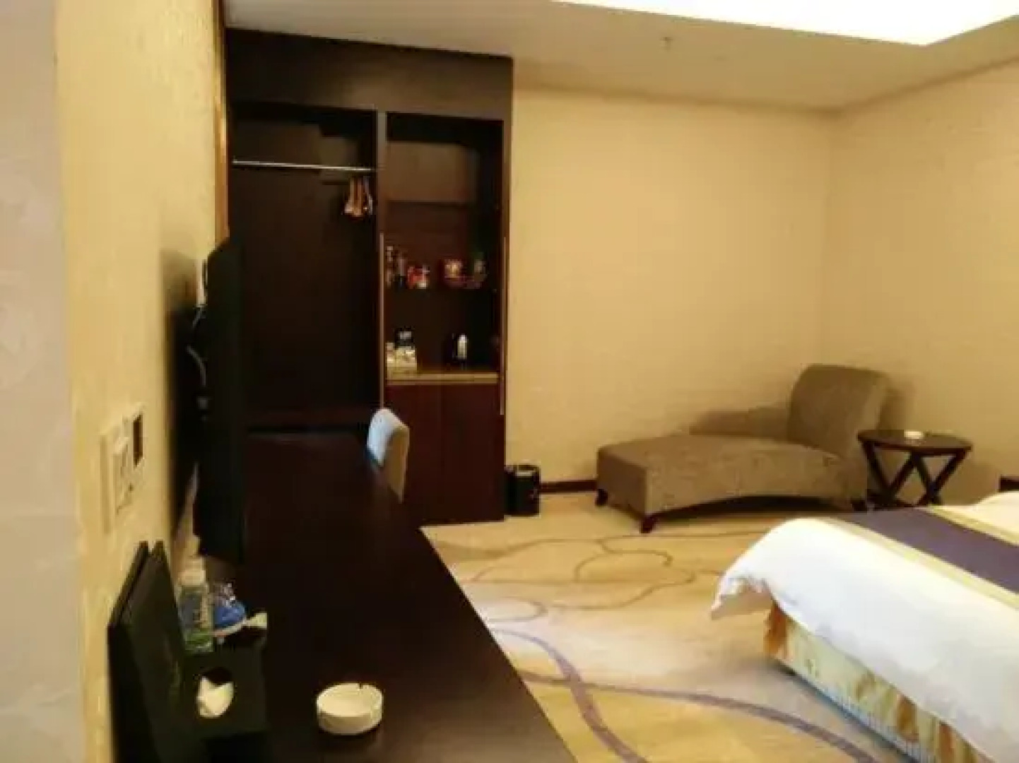 Qiubei Chuanyu Hotel