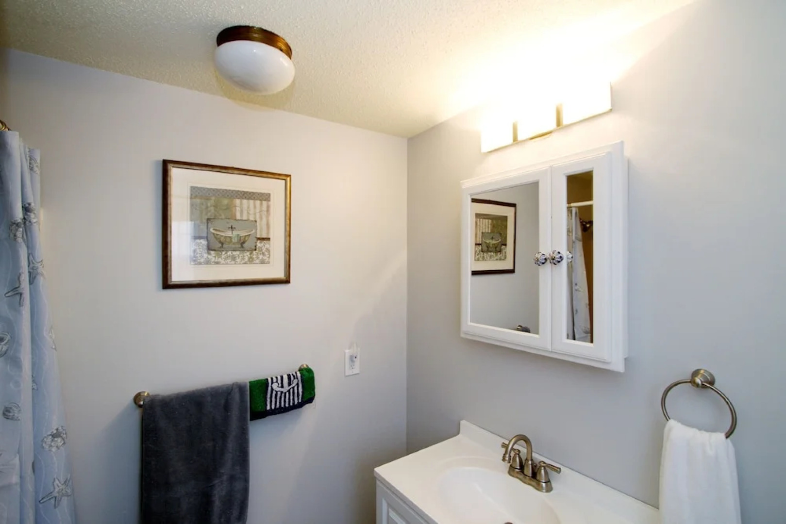 Spacious Home in Hyannis by RedAwning