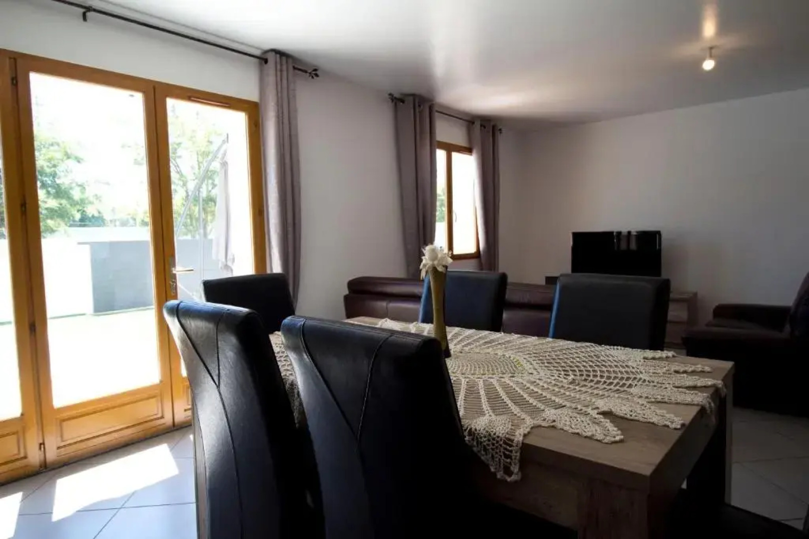 Jolie Maison avec piscine à 10min d’Aix enProvence