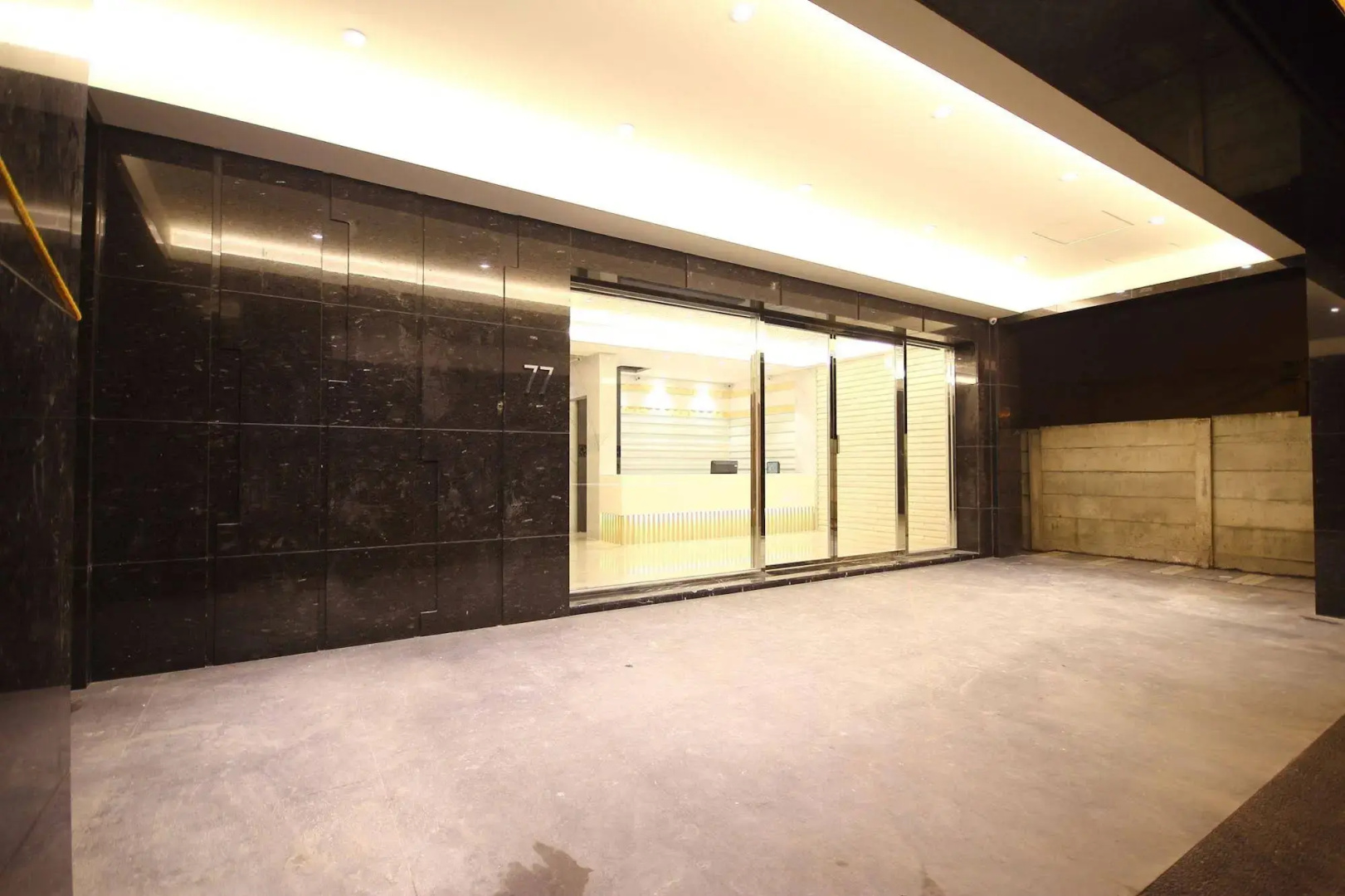 Leesing Hotel