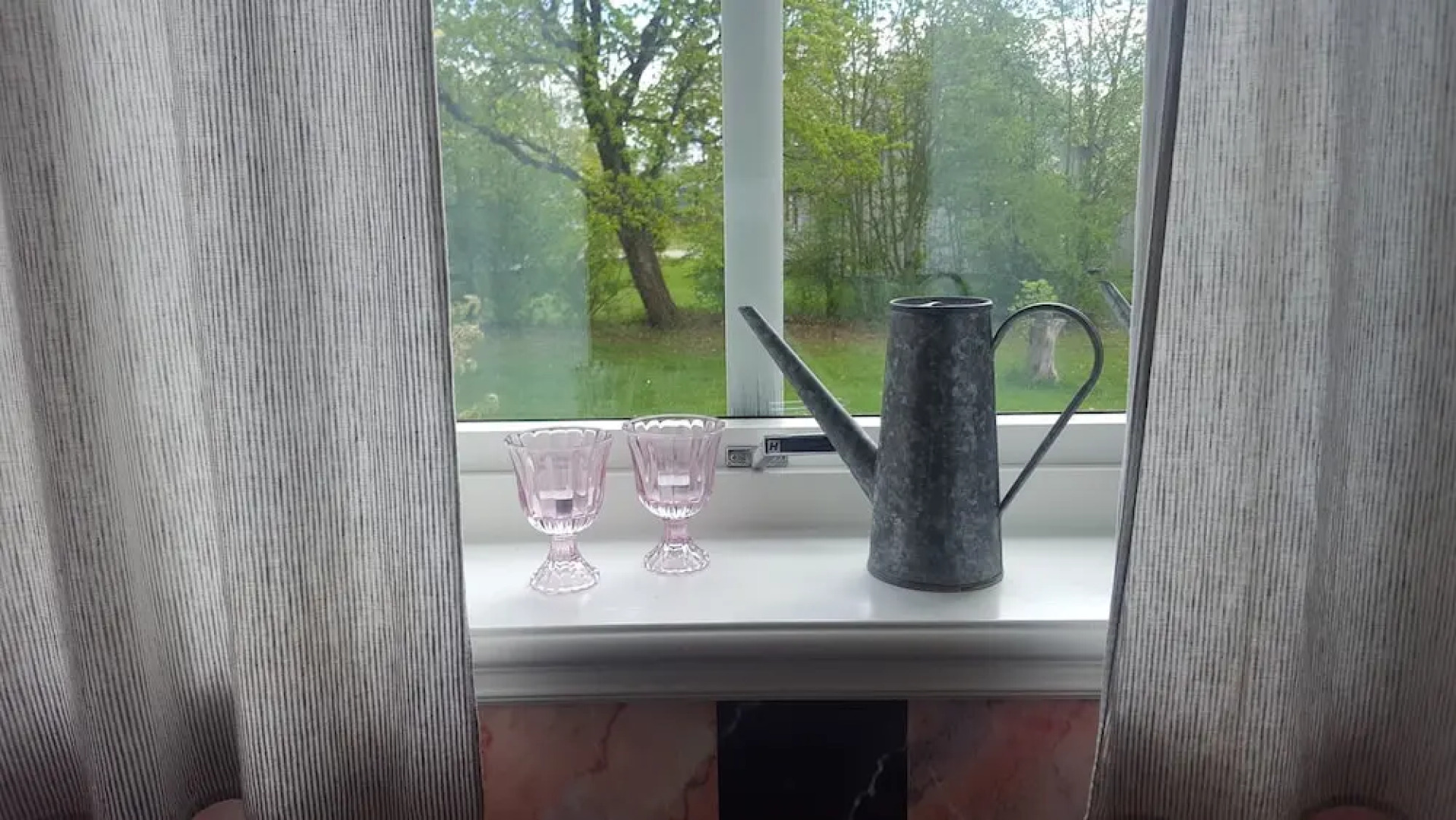 Hagbackens Gård Bed & Breakfast