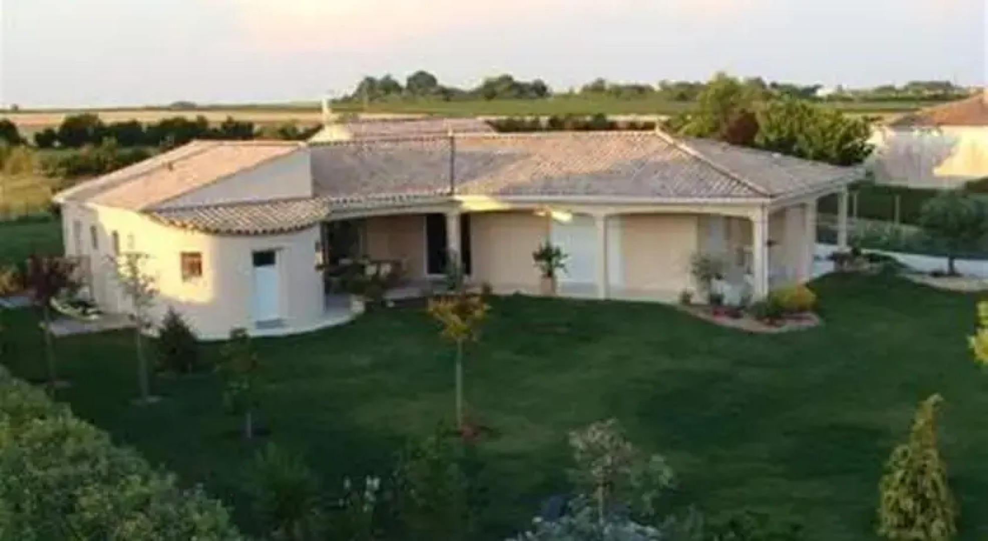 Chambres dHôtes Les Roses Trémières