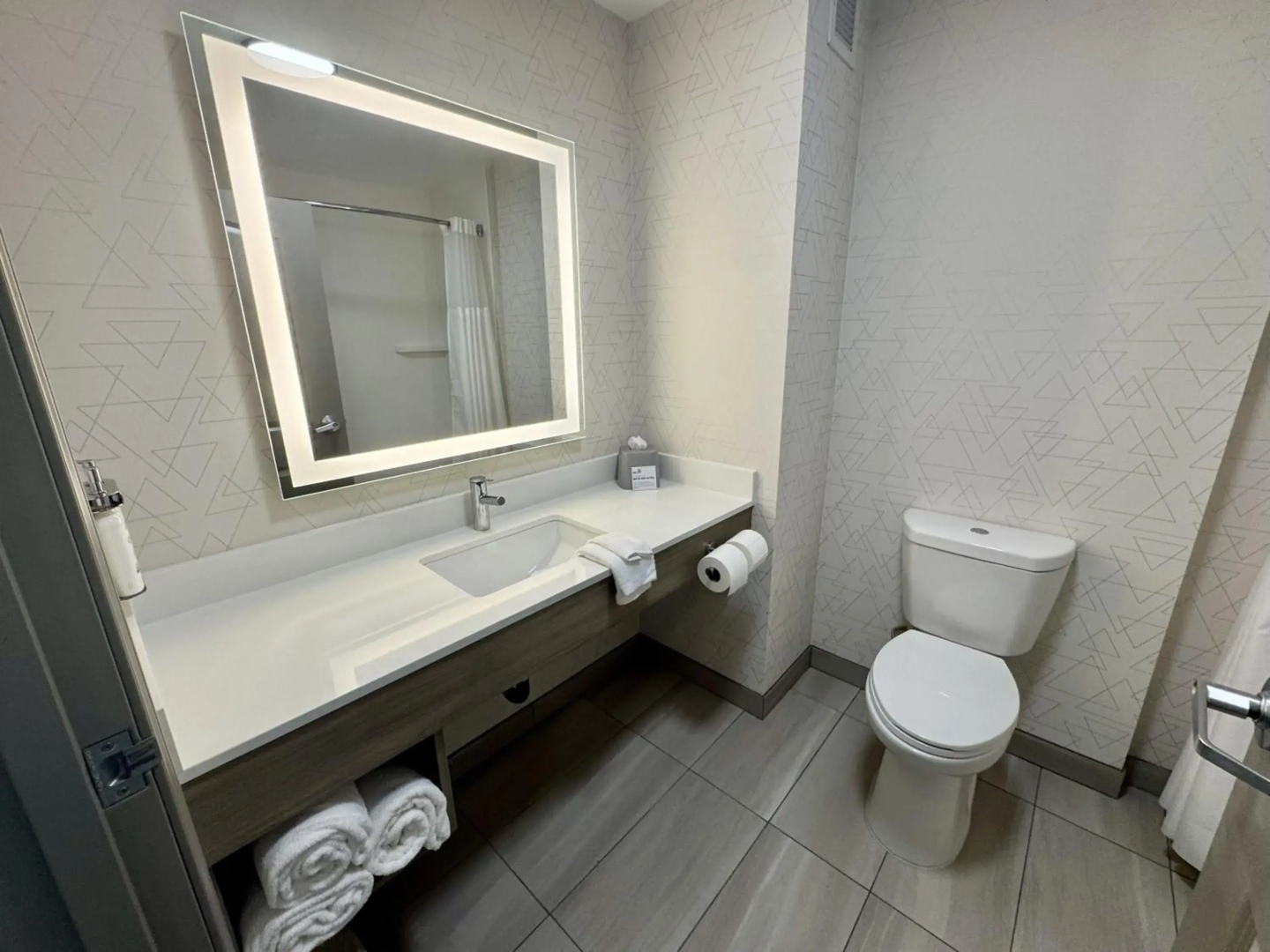 Holiday Inn Express Hotel & Suites Limerick - Pottstown by IHG