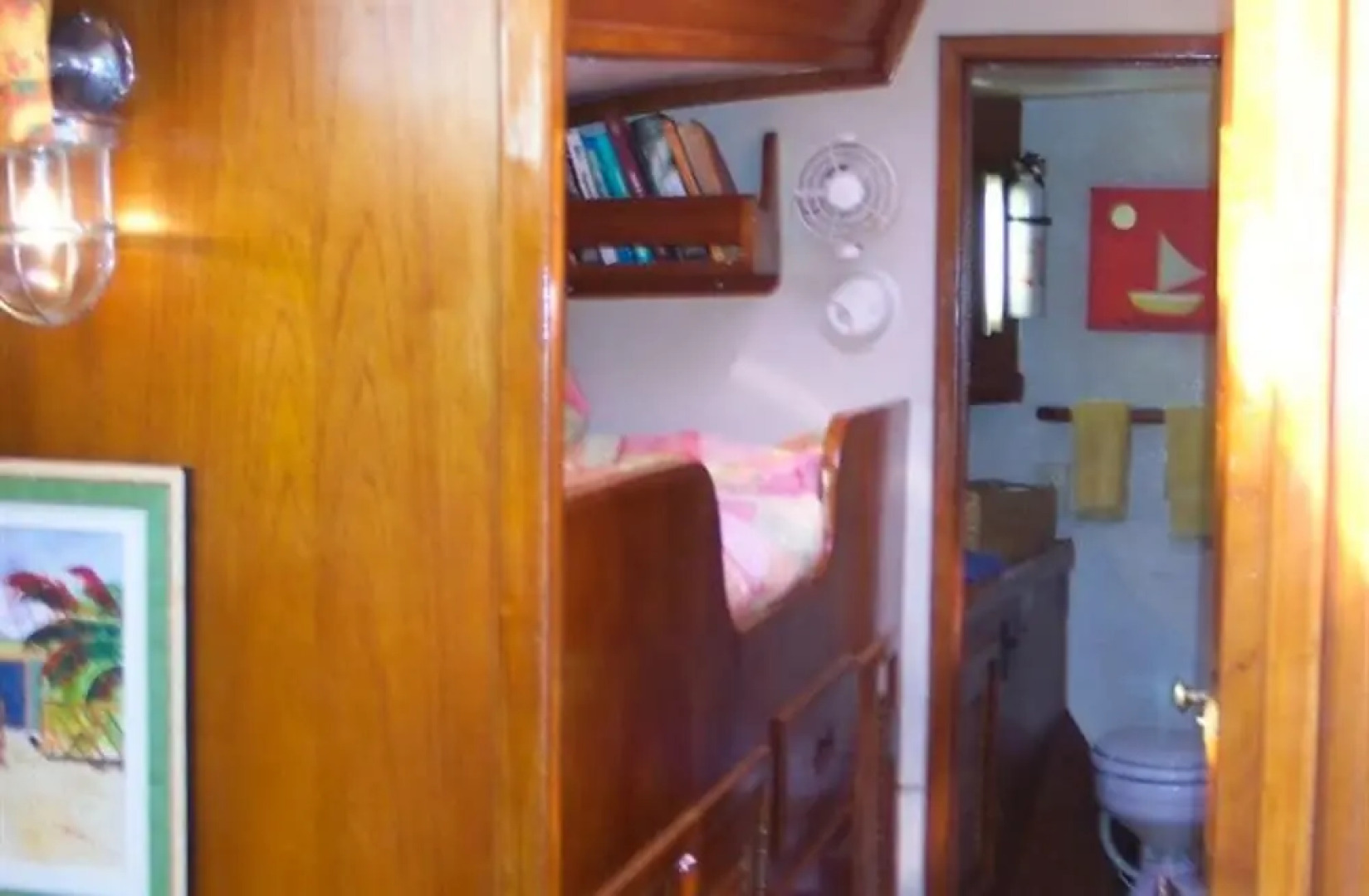 Dream Lover Boat and Breakfast