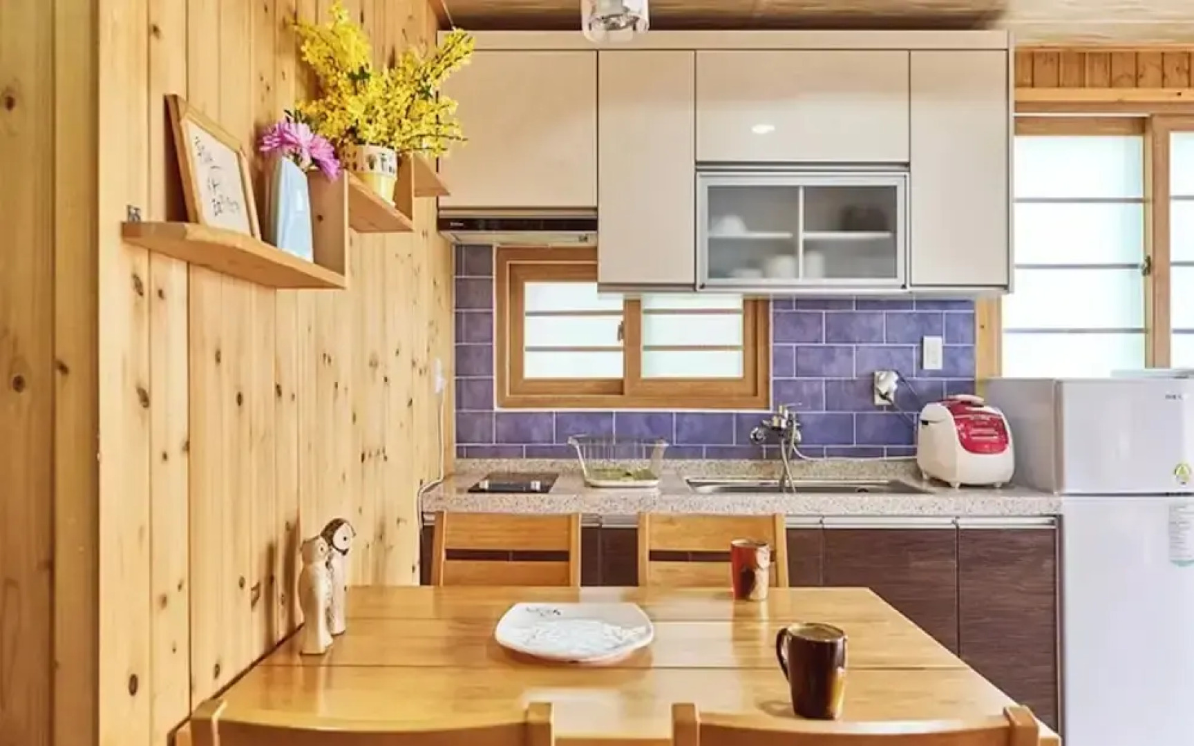 Yeongdeok Hyanguiteo Pension