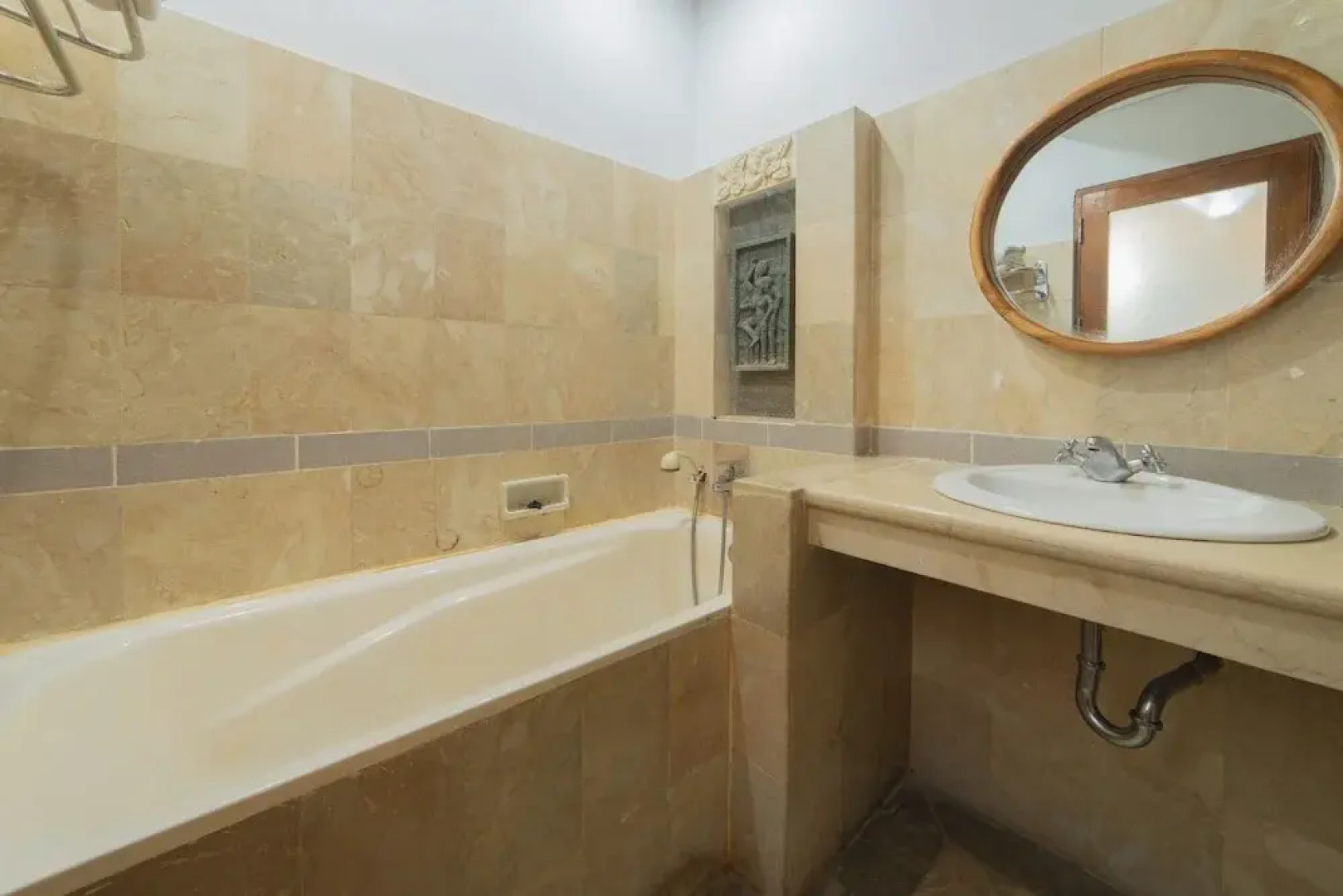 Nirmala Hotel & Bungalow Jimbaran