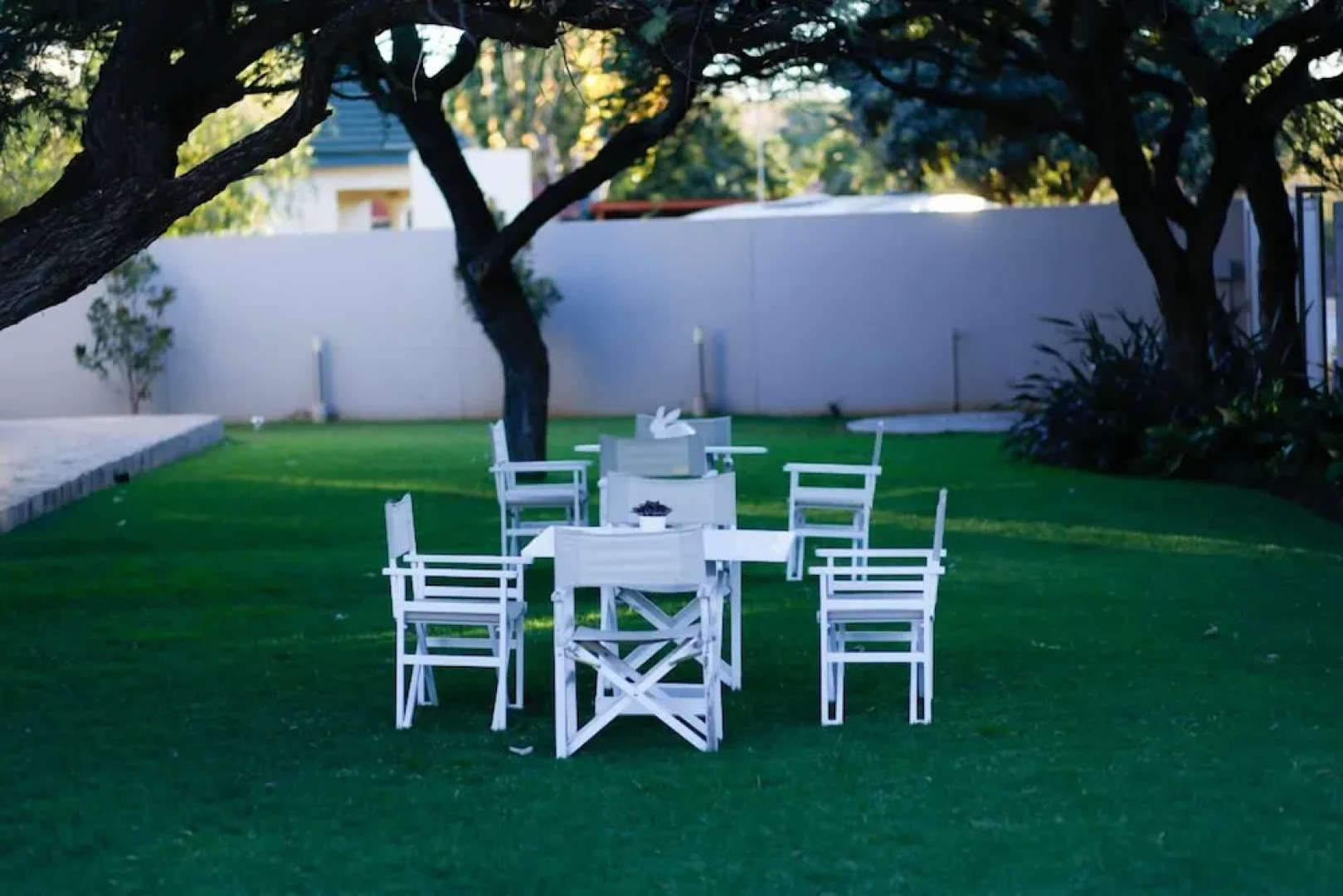 The Hedge Guesthouse