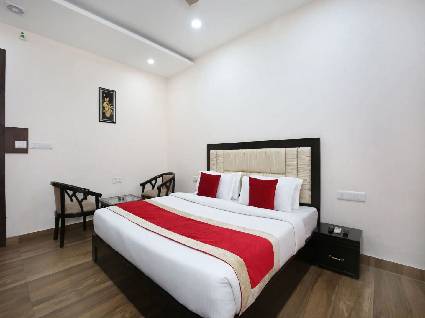 OYO 10027 Hotel Red Petal