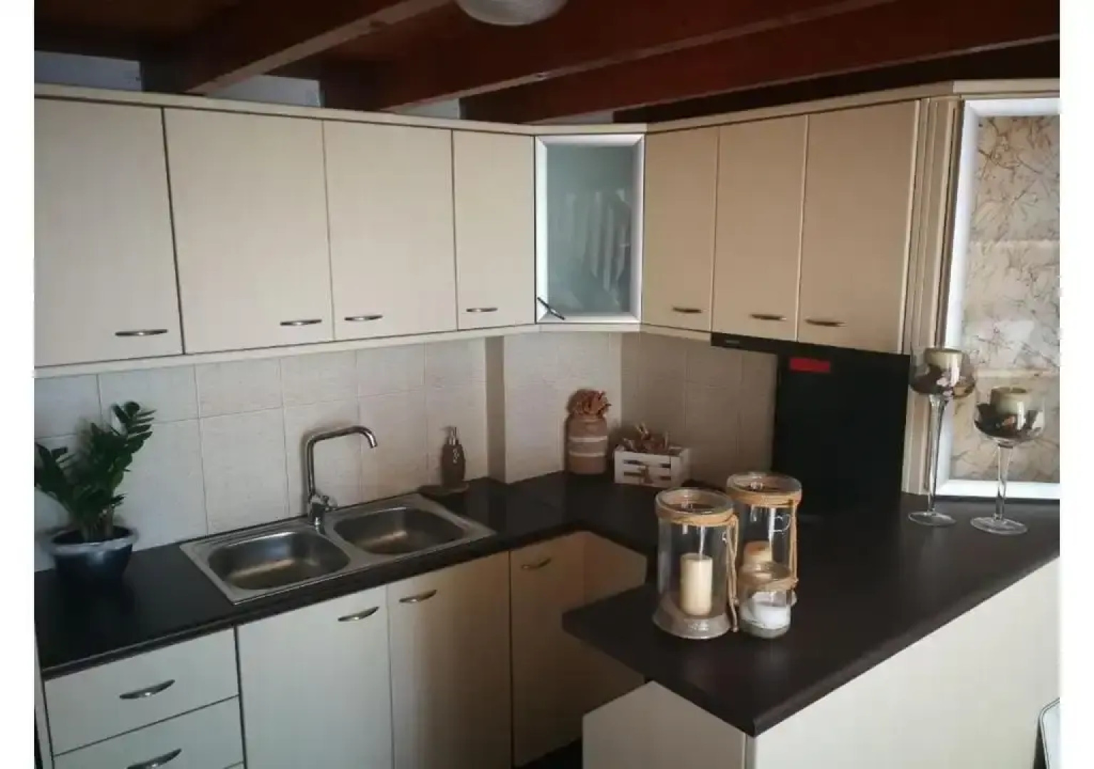 Kikilia's & Stelio's Apartments