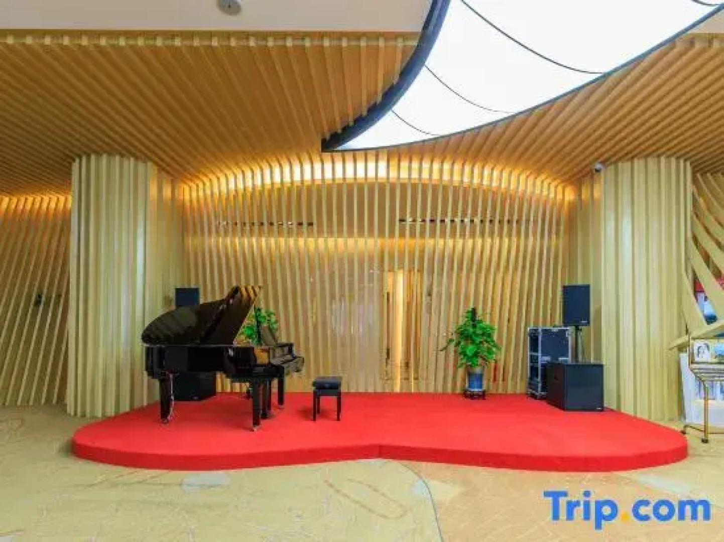 The Minpha Shiji Serviced Apartment