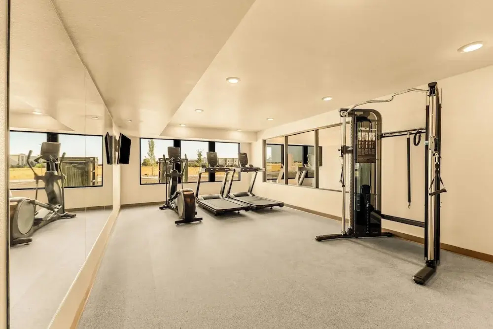 LivAway Suites SLC- West Jordan