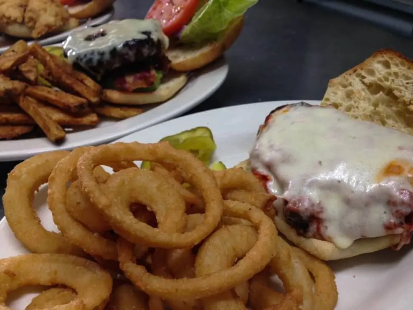 Hawks Nest Lodge And Restaurant