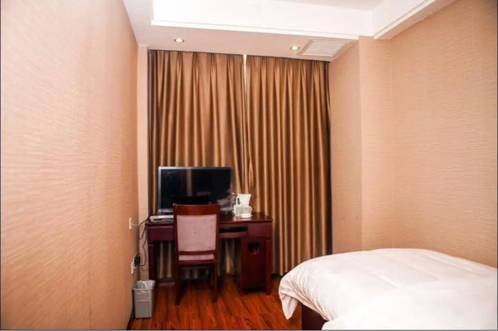 Jin Dun Hotel