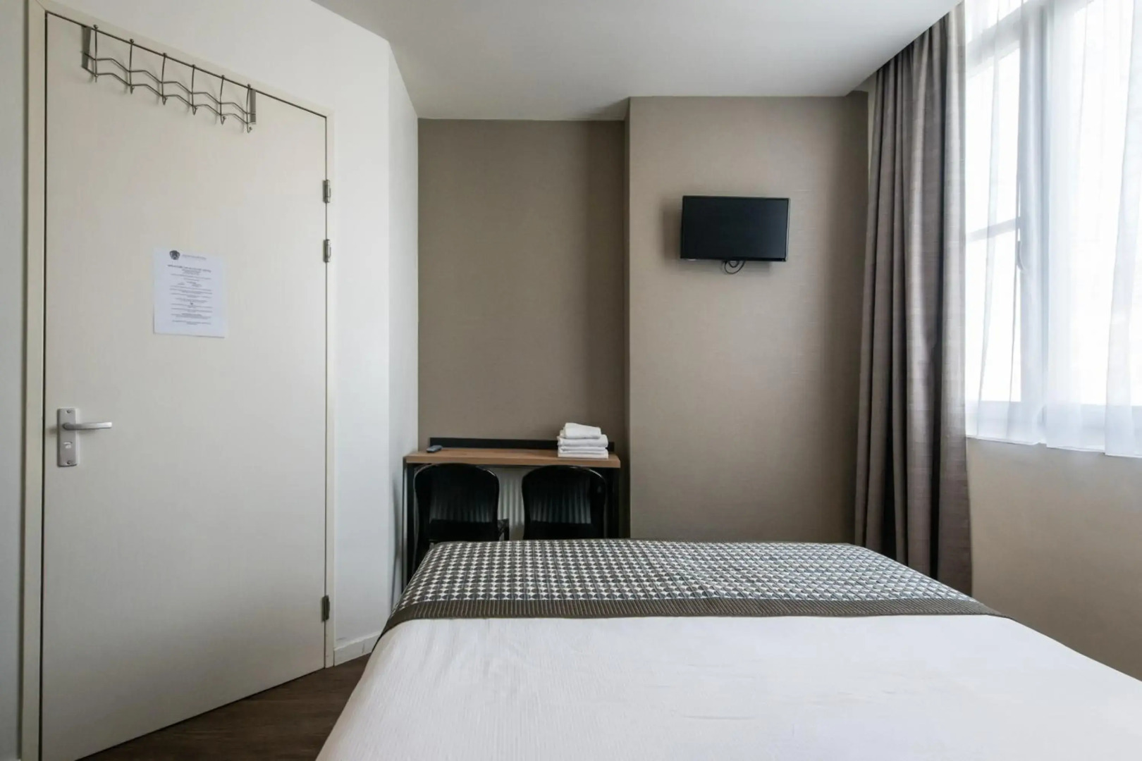 The Pavilions Amsterdam, The Toren