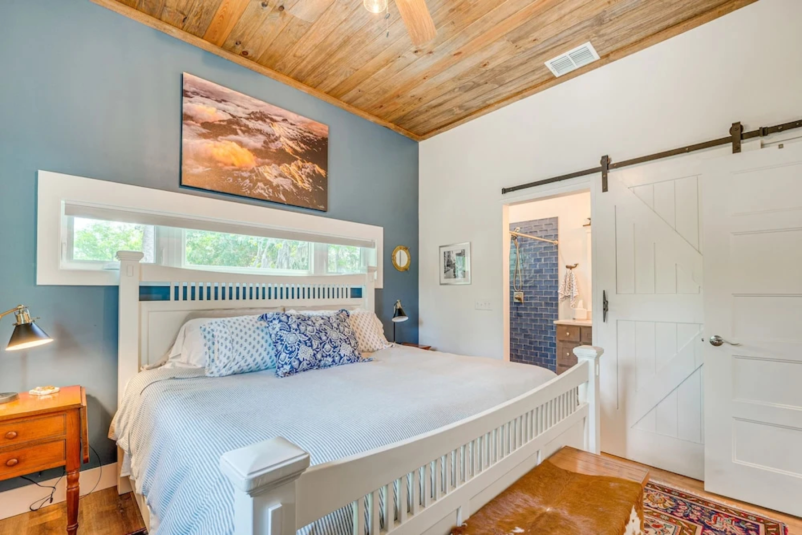 Stilt-style Cottage < 1 Mi to Downtown Yankeetown!