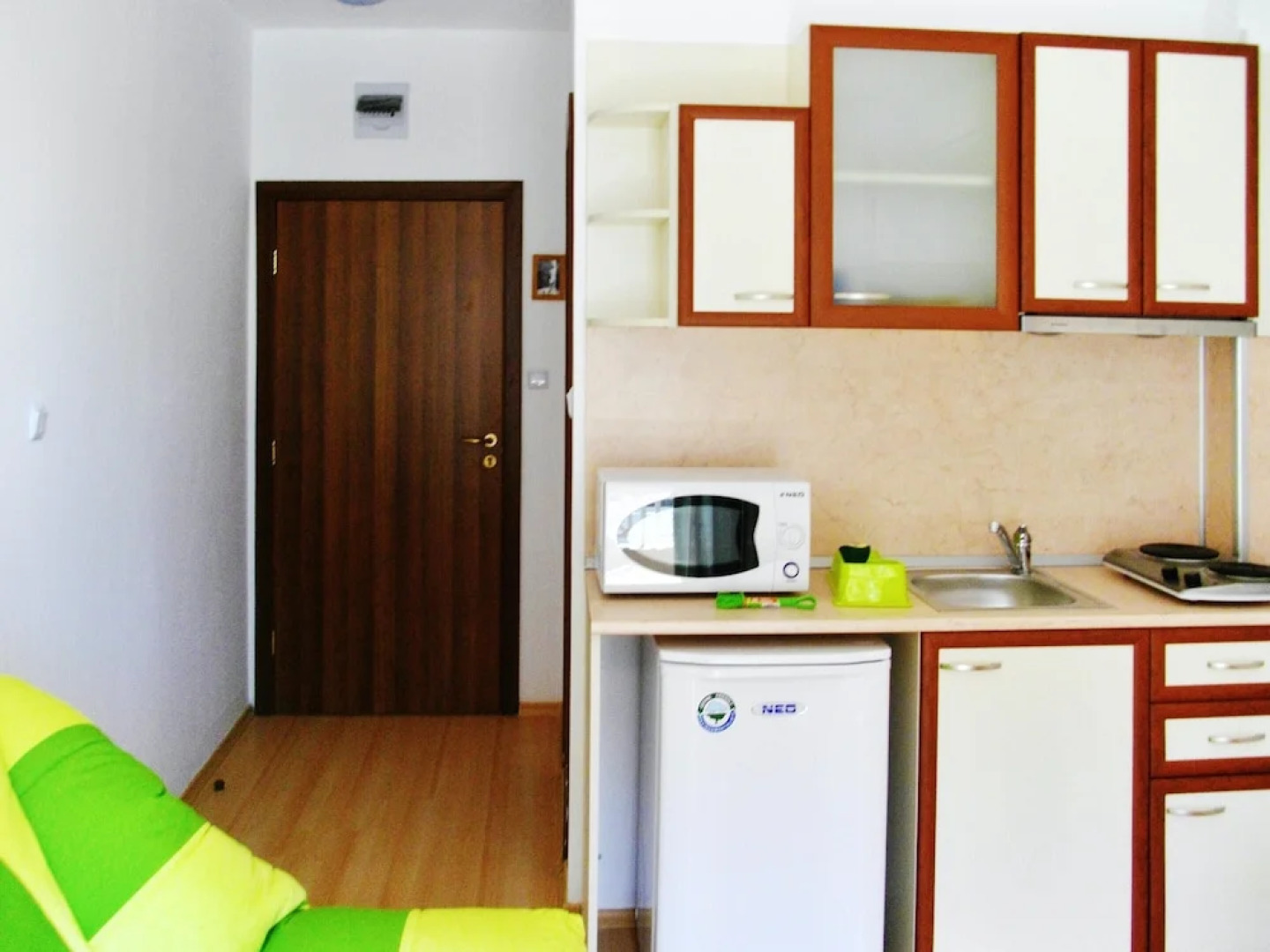 Studio in Tankovo, With Shared Pool - 3 km From the Beach