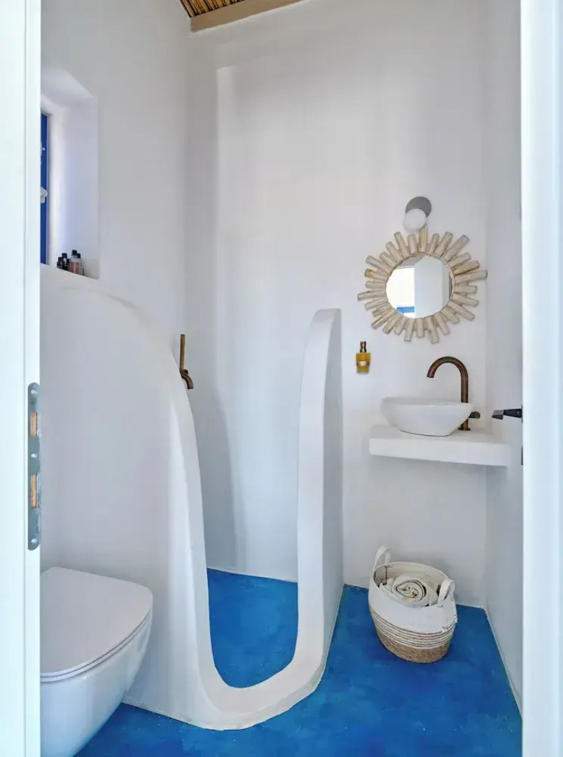 Blue and Green in Luxury