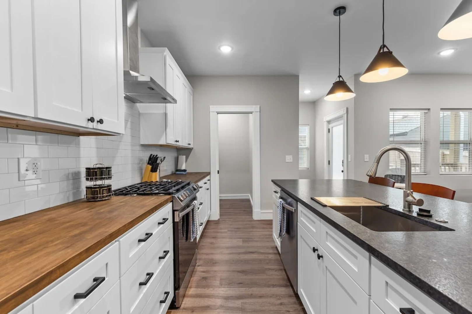 Uptown Elegant Escape | JZ Vacation Rentals