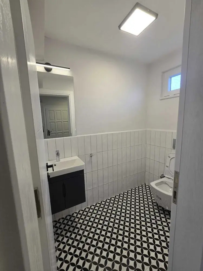 VILLA OLINDA 4 BED with huge garden