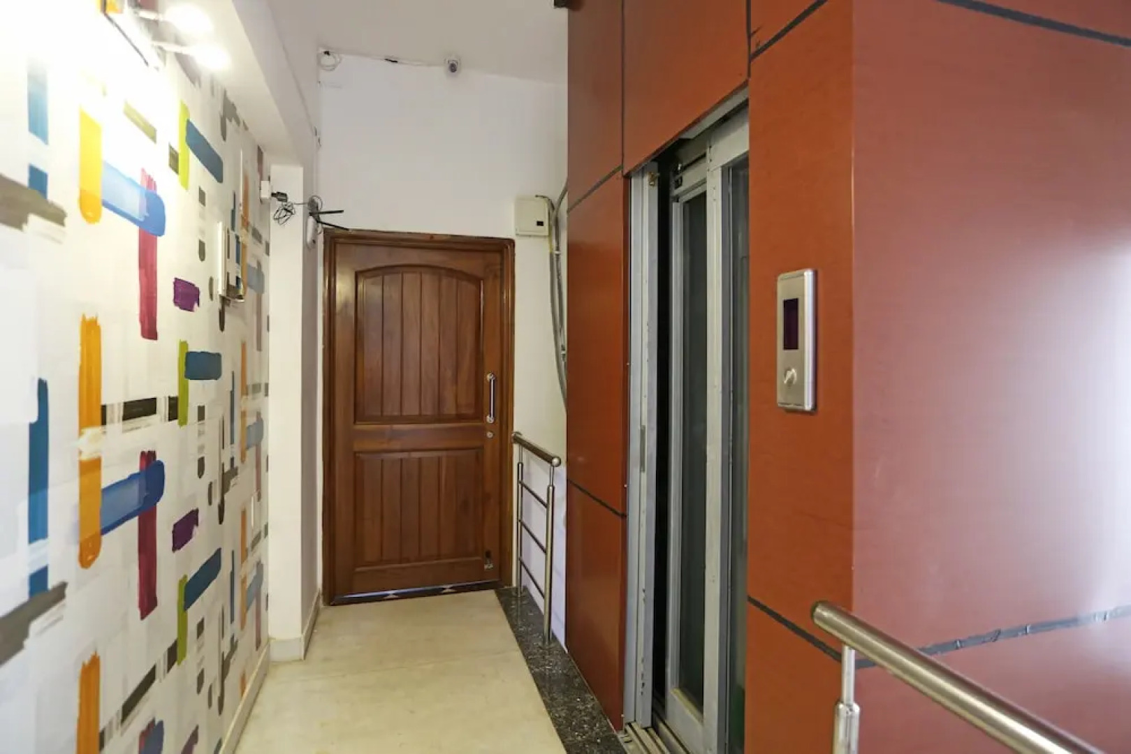 OYO 6680 Hotel Galaxy International