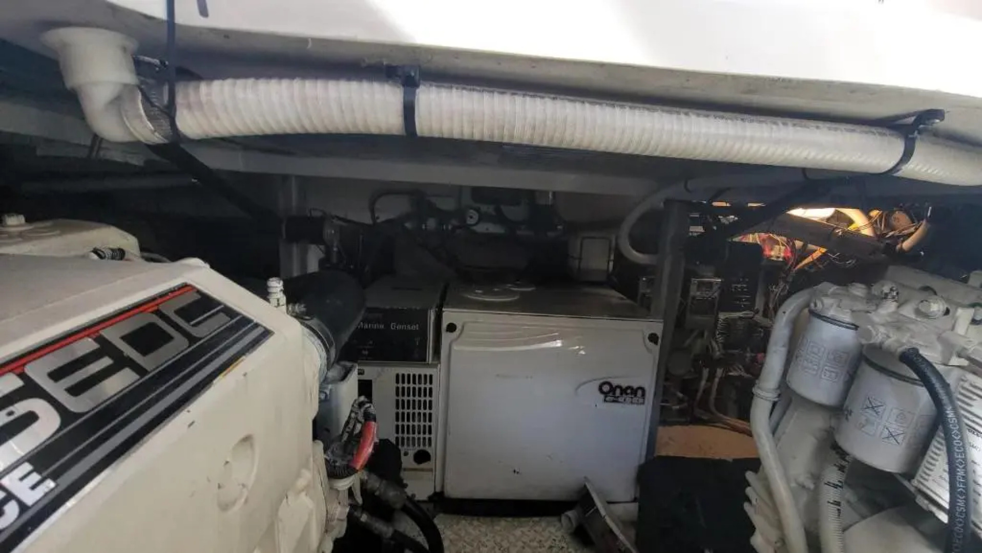 Yachta Yachta Yachta on the wata Island Paradise