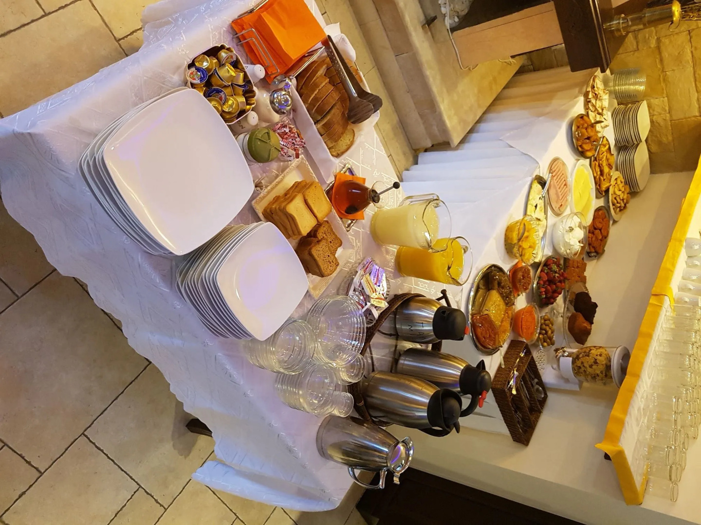 Epavlis Boutique Suites