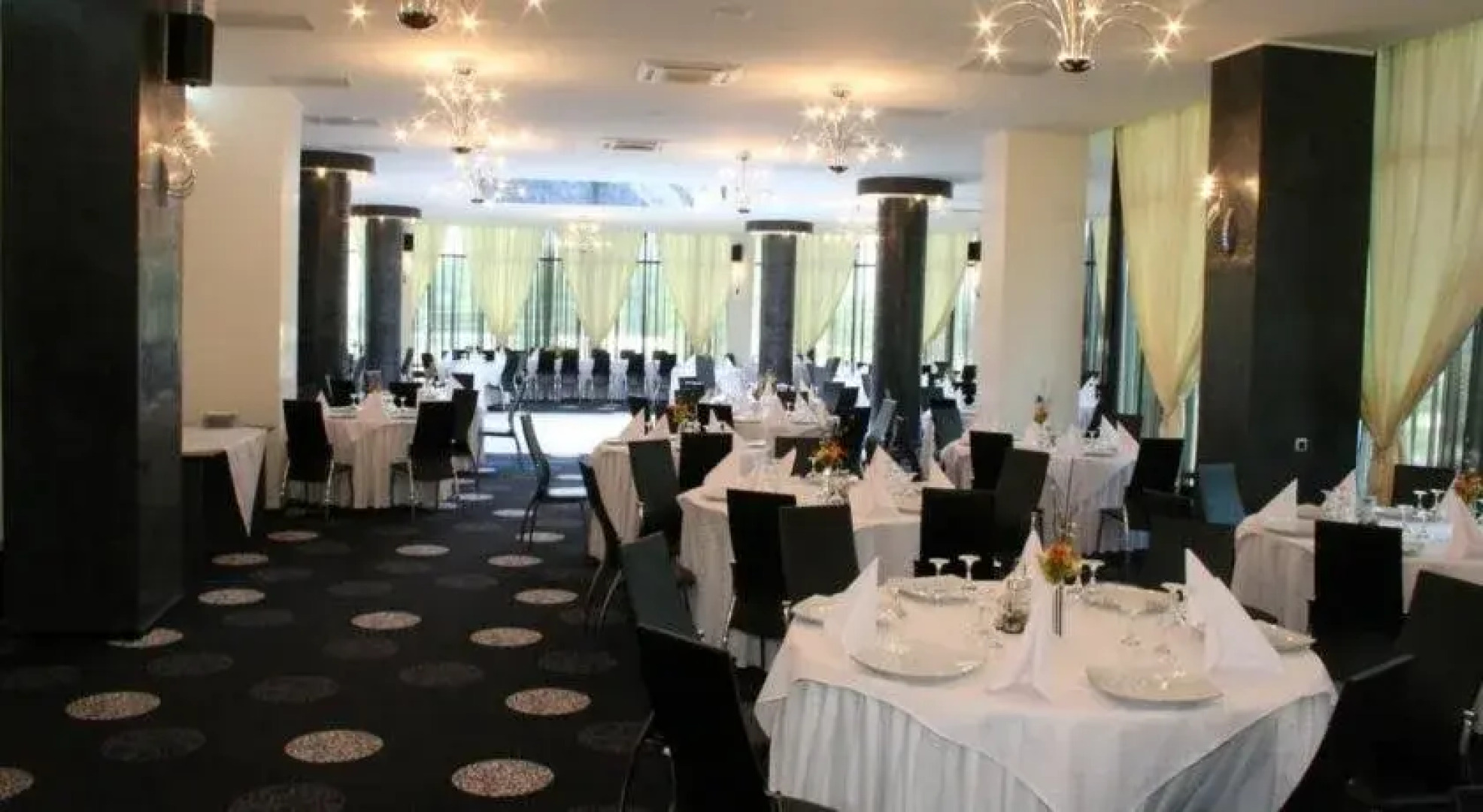 Hotel Zytto by Razvan Rat