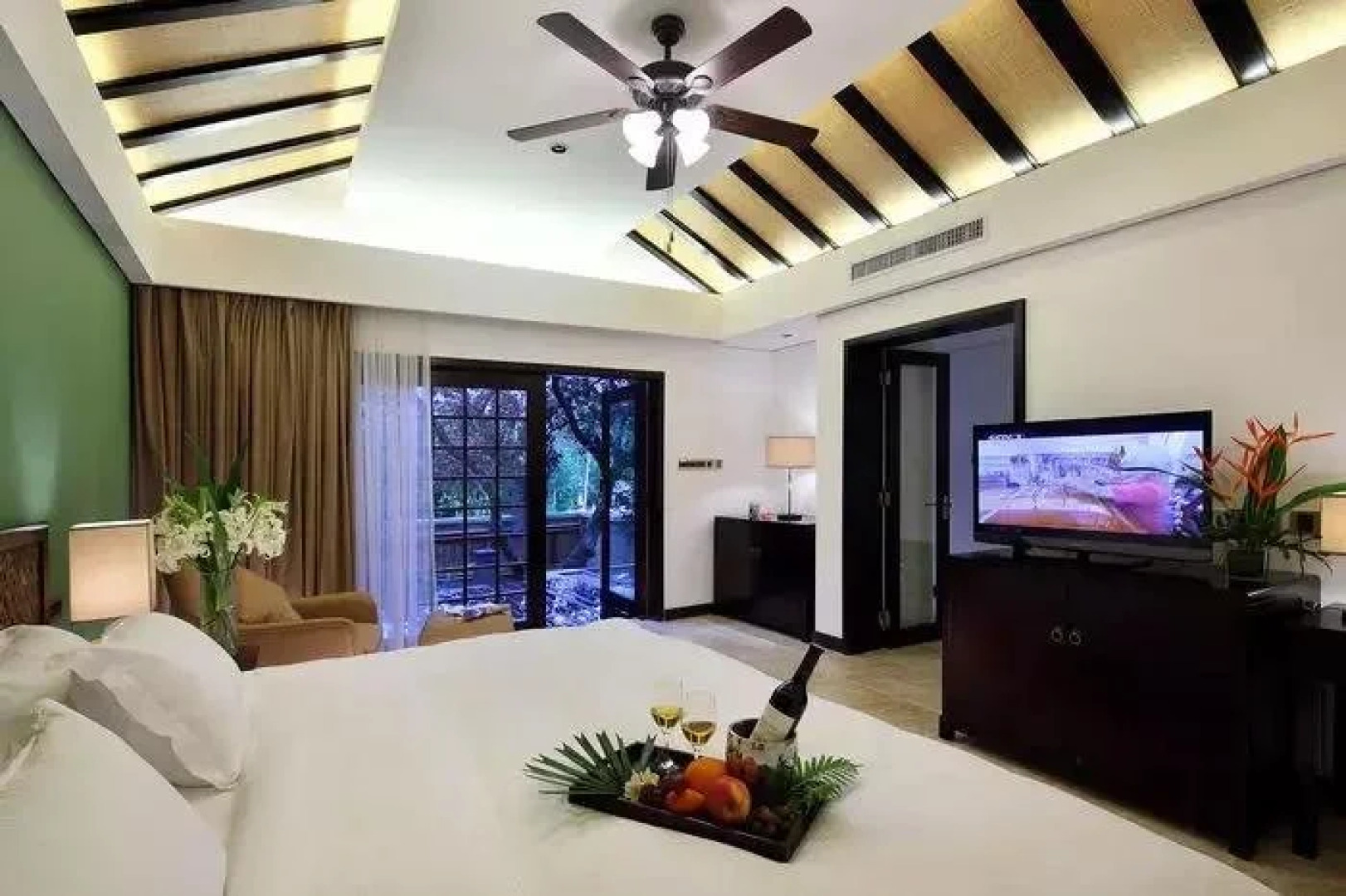 Qixianling Baoting Liyuan Hot Spring Hotel