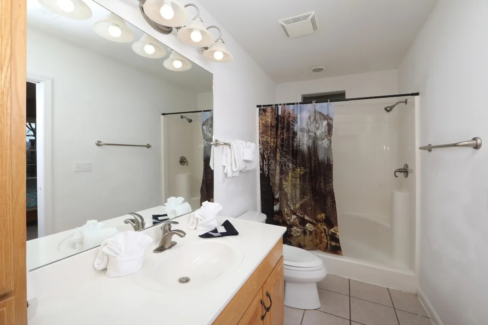 A View For All Seasons - Five Bedroom Cabin