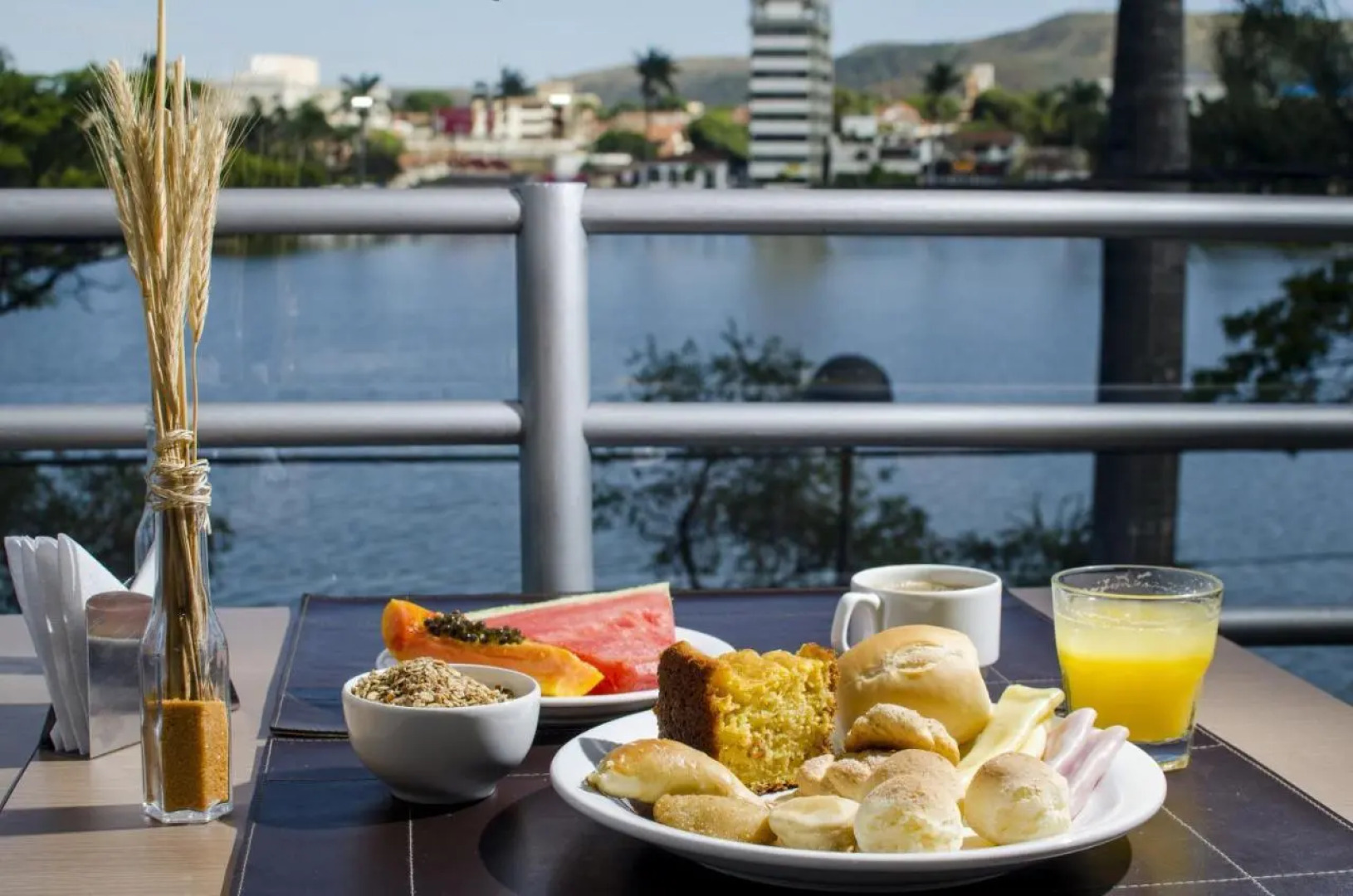 Hotel Atlas Sete Lagoas