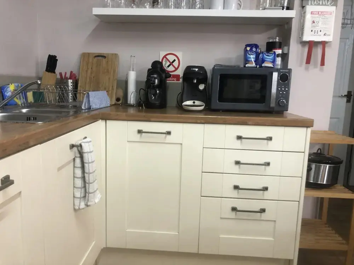 Superb Apartment With Sky Glass TV and Netflix