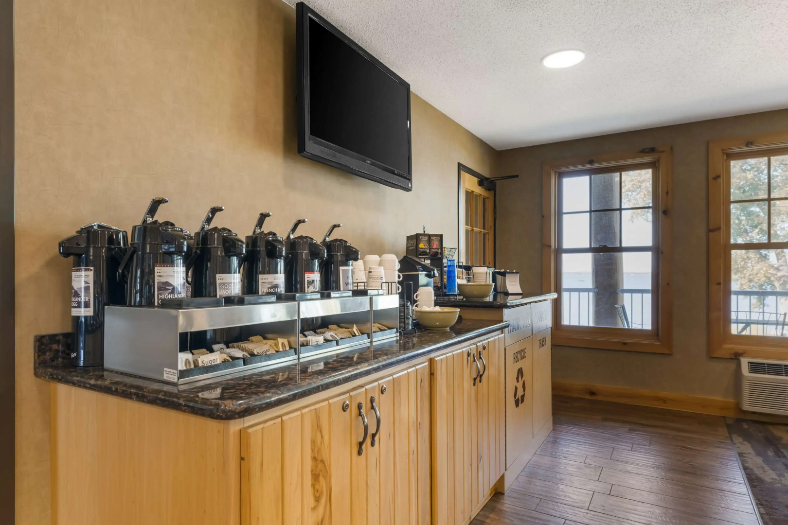 Best Western Premier The Lodge on Lake Detroit